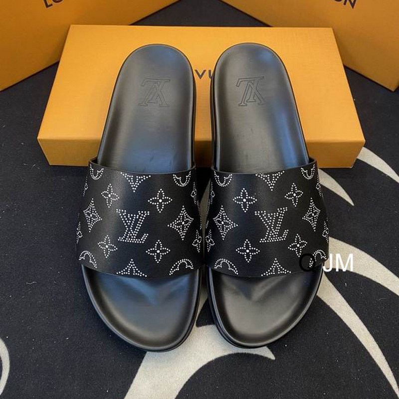 LV Men's Slippers 198